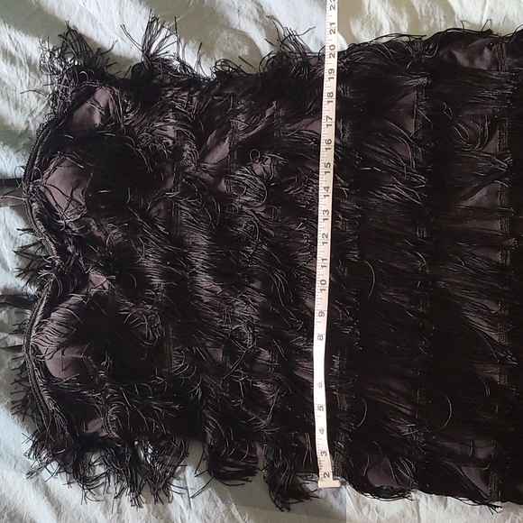 Dress - Picture 7 of 8